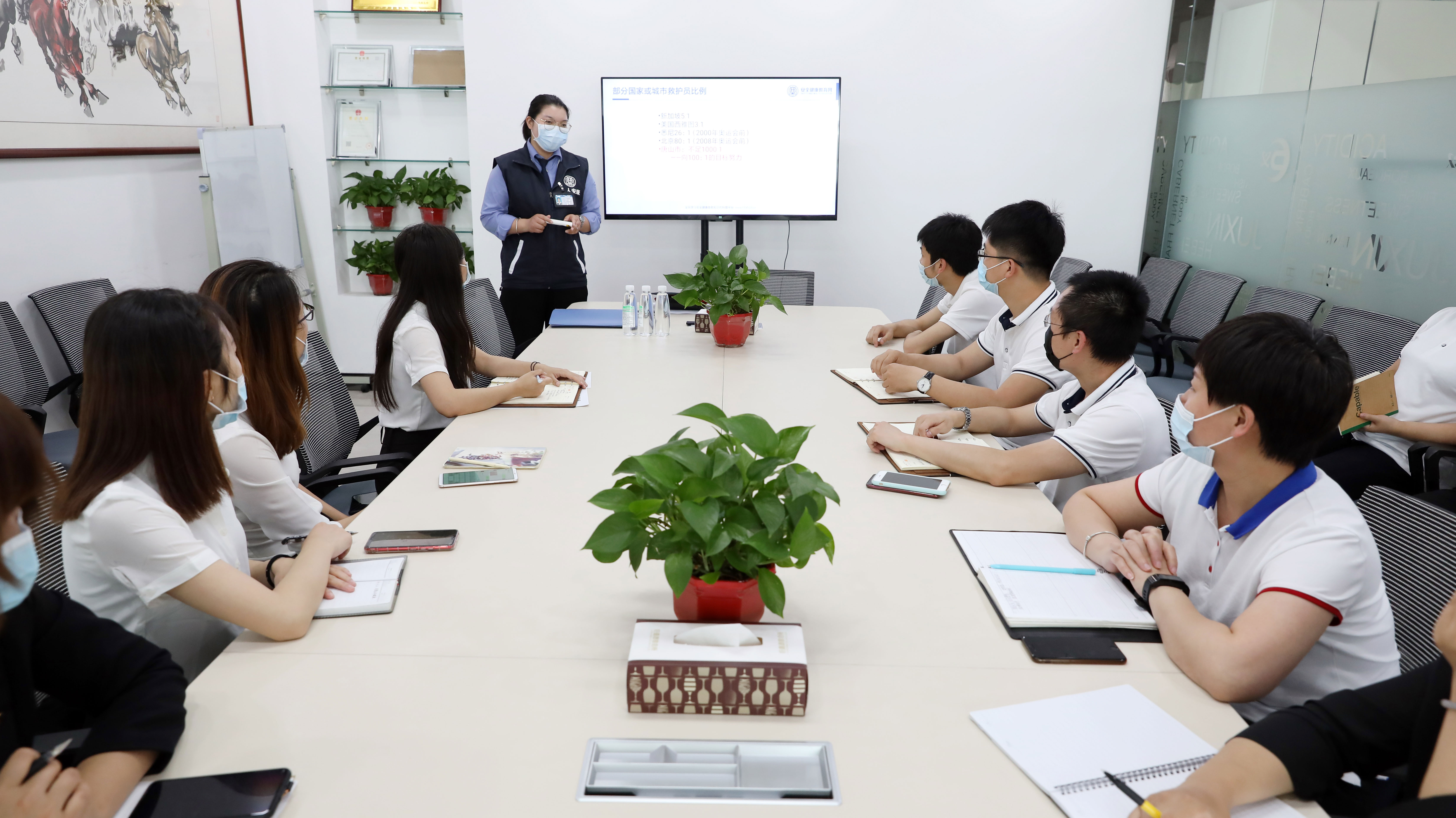 巨鑫酒業開展“健康唐山，我們在行動”安全健康知識講座