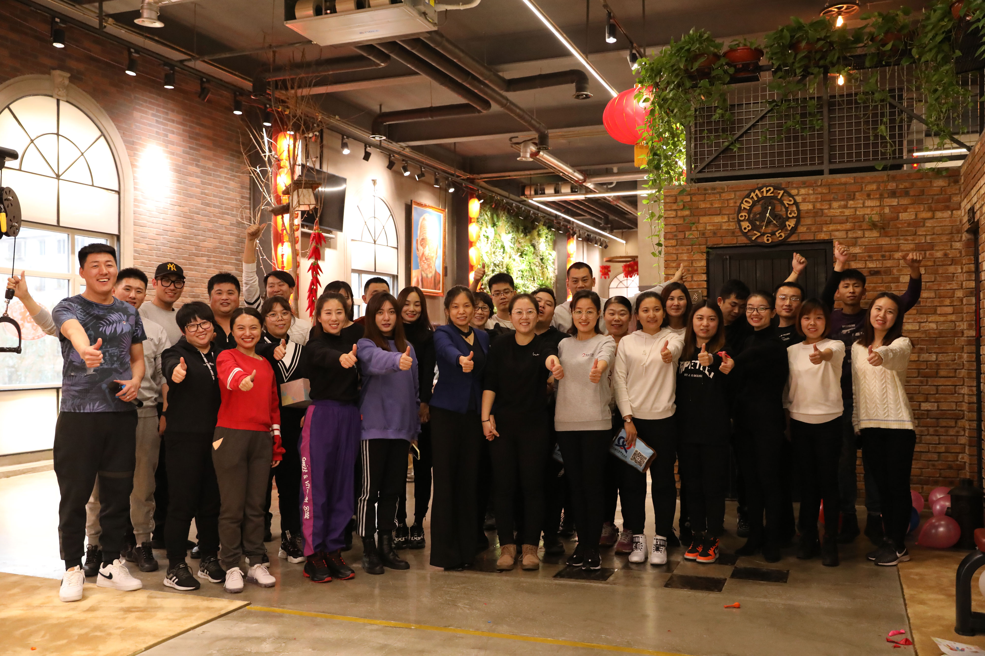 團一起，建未來 | 巨鑫酒業迎新團建活動